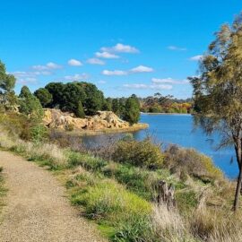 lake sambell clay banks